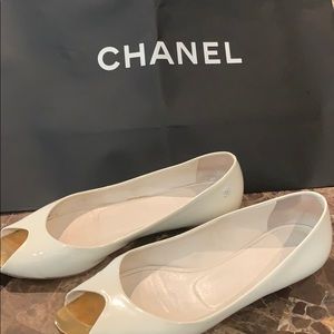 Chanel White and Gold Ballerina Flats
